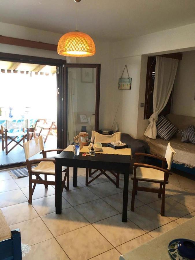 Beach Front Apartment In Pefkochori Extérieur photo